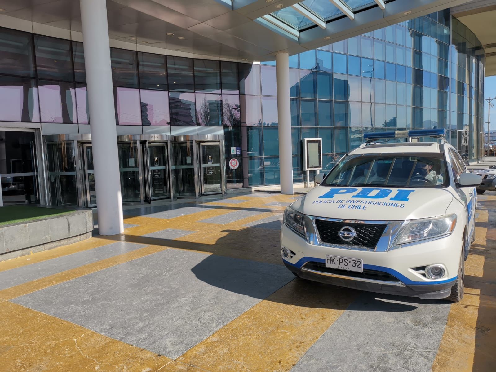 Un hombre de 72 años de nacionalidad noruega fue encontrado muerto hoy en el Hotel Dreams de Punta Arenas