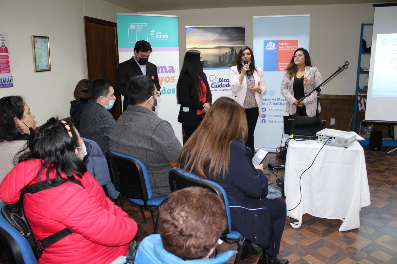 Delegada Presidencial Provincial Romina Álvarez Alarcón valoró programa de Red Local de Apoyos y Cuidados que ejecuta la Municipalidad de Natales