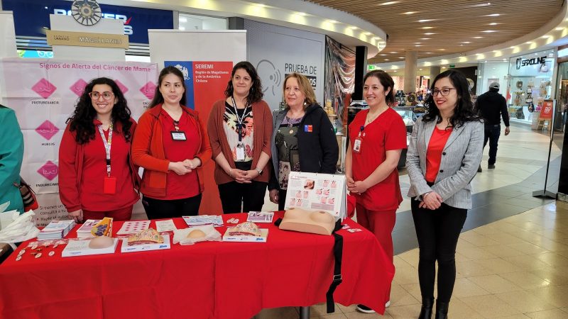 Sector Salud refuerza importancia del autocuidado y detección precoz del cáncer de mama | 36% de cobertura en exámenes de mamografía