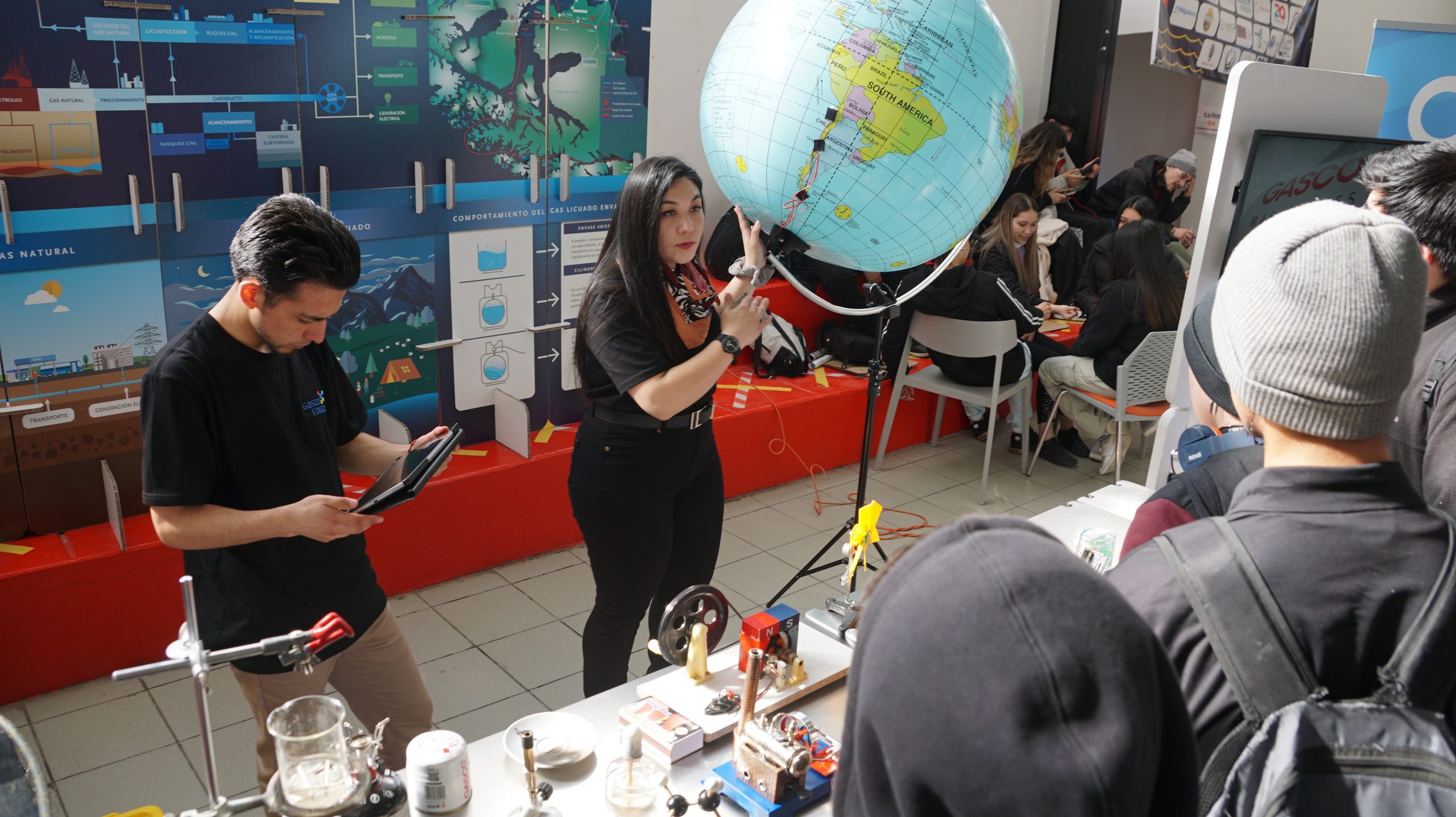 GascoEduca llega a Tierra del Fuego para enseñar sobre la importancia del gas y la energía a más de 1.000 alumnos