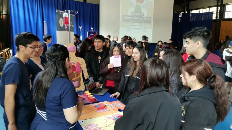 En el mes de la prevención del ACV se realiza primera feria estudiantil Activate, Cuidate y Vive