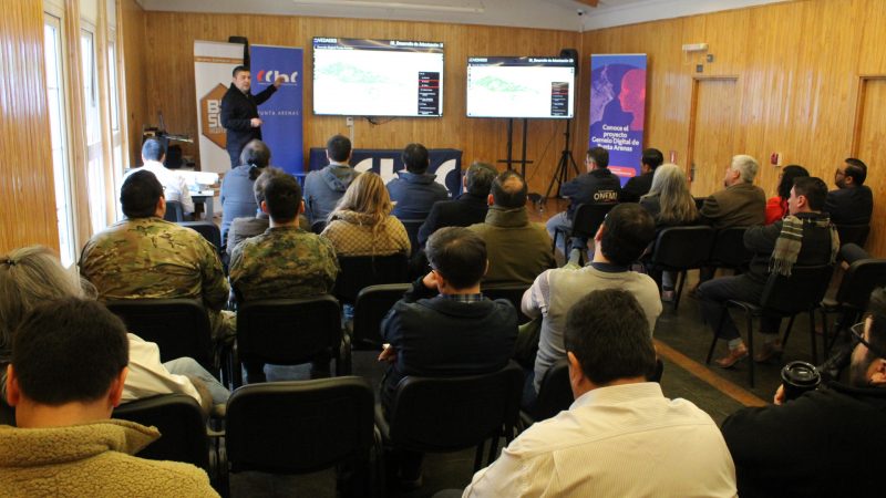 Juntas de Vecinos de Punta Arenas conocen el Gemelo Digital de la comuna