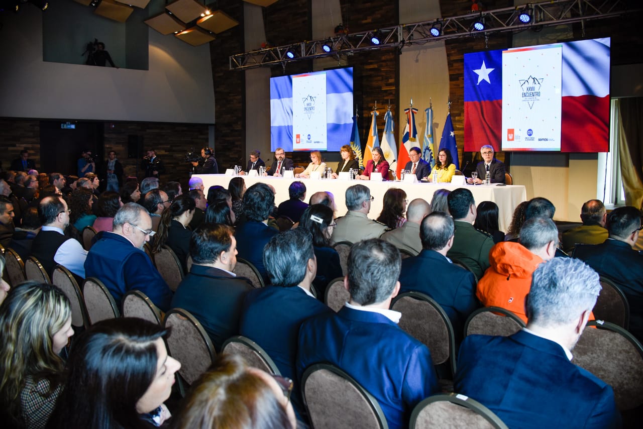 En Ushuaia se realiza XXVIII Encuentro del Comité de Integración Austral con la participación de autoridades regionales de Magallanes y Argentina￼