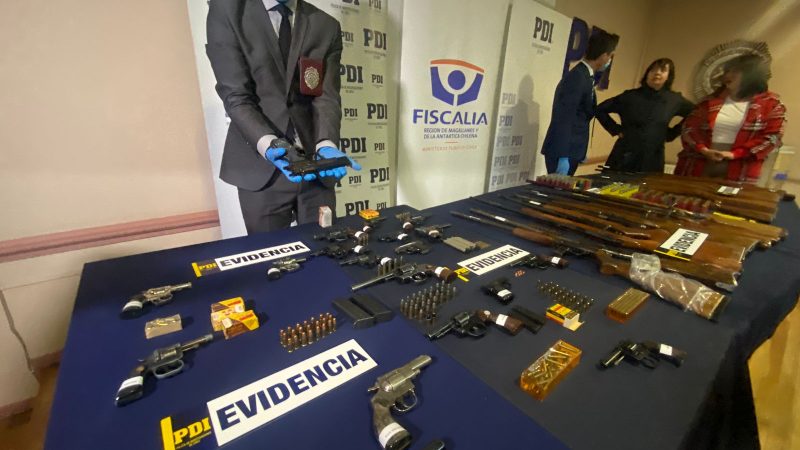 PDI de Punta Arenas recupera 37 armas y más de 700 cartuchos en Punta Arenas