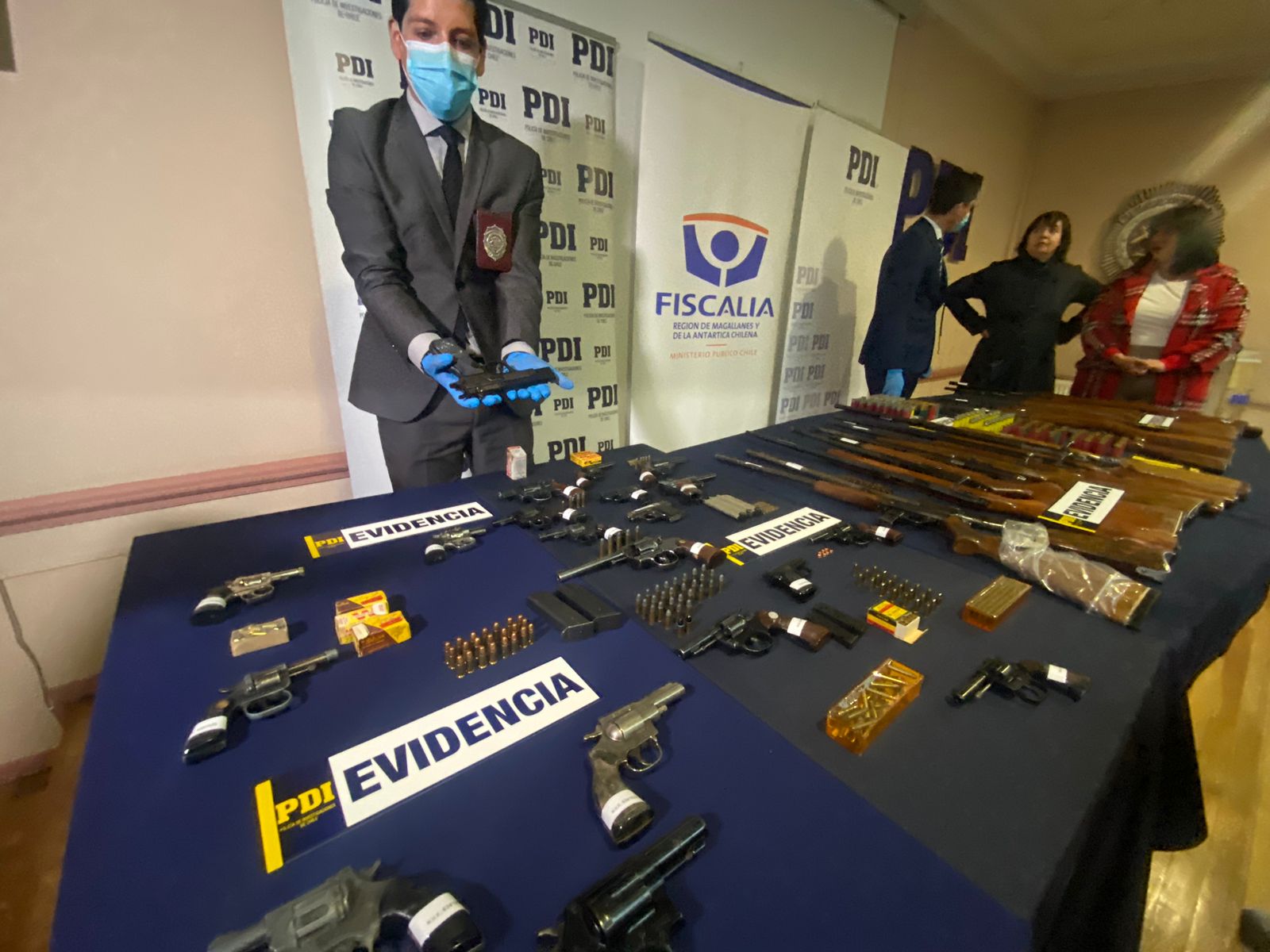 PDI de Punta Arenas recupera 37 armas y más de 700 cartuchos en Punta Arenas