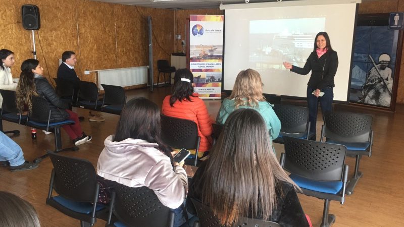 En colaboración con actores portuarios Epaustral ofreció actividad pedagógica en el marco del Día Regional de los Patrimonios