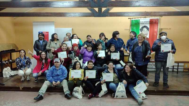 Programa Con Buena Energía capacitó a familias de la Junta de Vecinos Nelda Panicucci de Punta Arenas