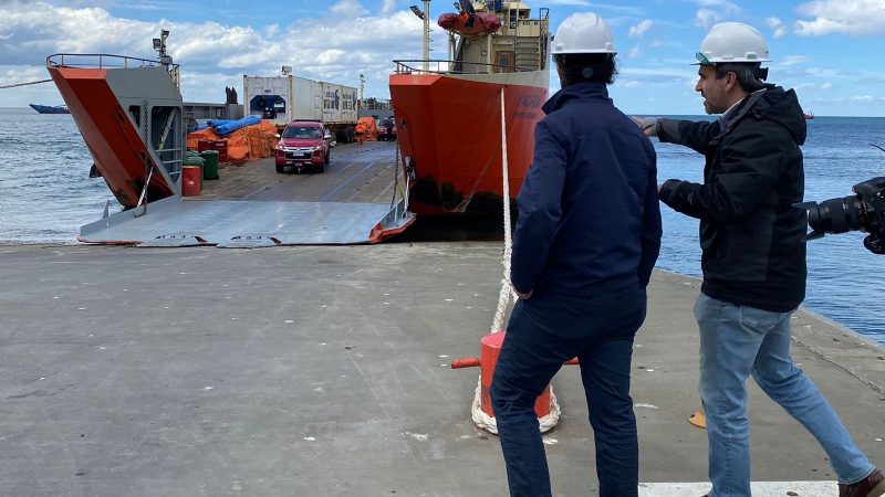 Servicio marítimo que une Punta Arenas con Puerto Williams ya cuenta con gratuidad para personas mayores 
