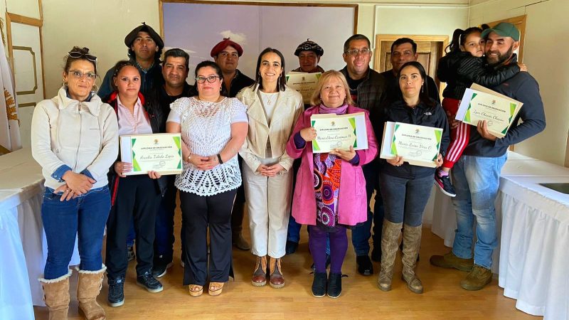 Municipalidad de Río Verde ayuda a vecinos y vecinas a nivelar sus estudios de enseñanza básica y media￼