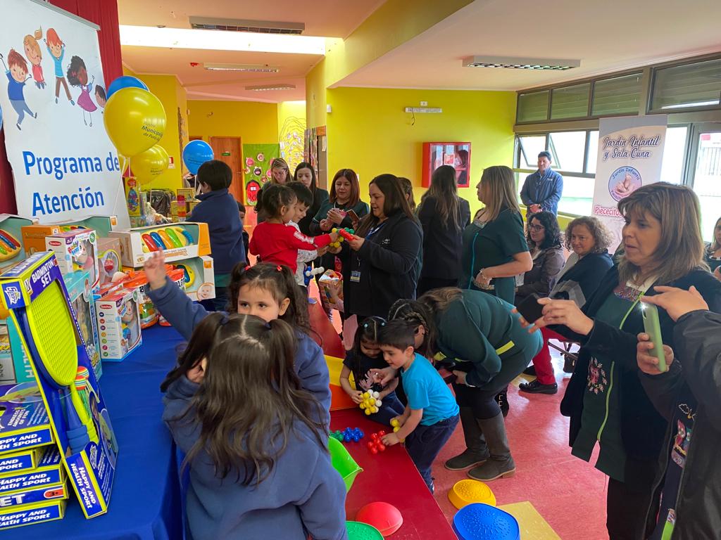 Municipio de Punta Arenas finalizó Programa de Atención Temprana con entrega de material didáctico a jardines infantiles