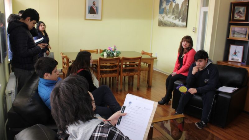 Delegada de Ultima Esperanza destaca Programa Integración Escolar del Liceo Luis Cruz Martínez de Puerto Natales
