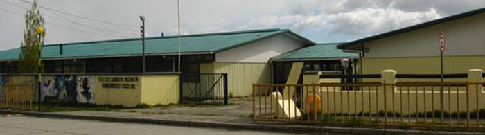 Conflicto de convivencia se manifiesta entre profesores y alumnos en el Liceo Gabriela Mistral en Puerto Natales