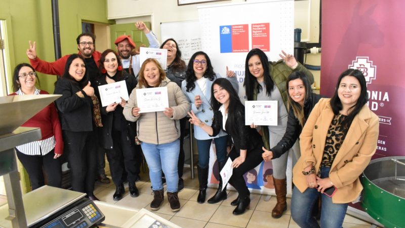 Patagonia Blend se suma a las capacitaciones del Mujeres Jefas de Hogar organizadas por el SERNAMEG en Magallanes
