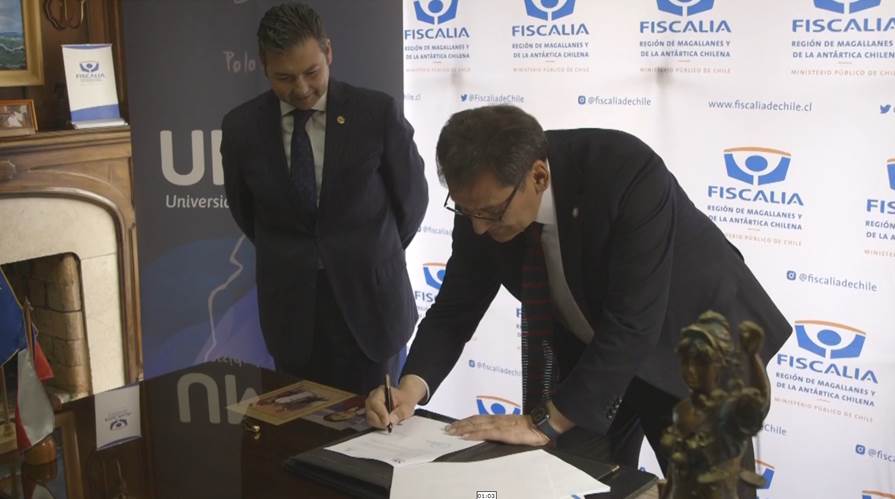 Fiscal Regional y Rector firmaron convenio: Alumnos de Derecho de la UMAG podrán postular a pasantías en Fiscalía