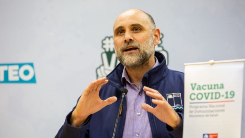 Jefe de Epidemiología del Ministerio de Salud: «más de 870 mil personas han recibido la vacuna bivalente contra el covid19» y llama a continuar vacunándose
