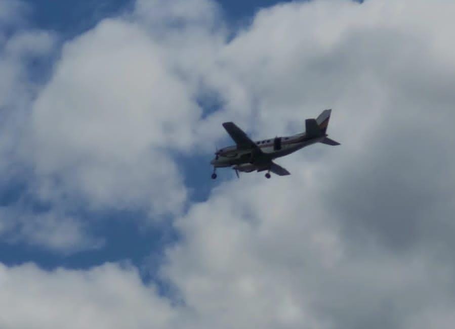 Puerto Williams: 9 pasajero salvaron ilesos luego de que un avión Dap en pleno vuelo perdiera la puerta 