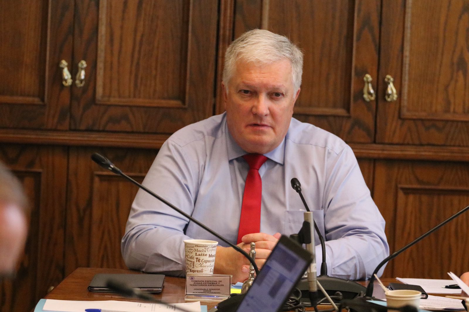 Senador Kusanovic en los “Top Ten” en envío de proyectos de ley y primer lugar en la cantidad de comisiones que integra.
