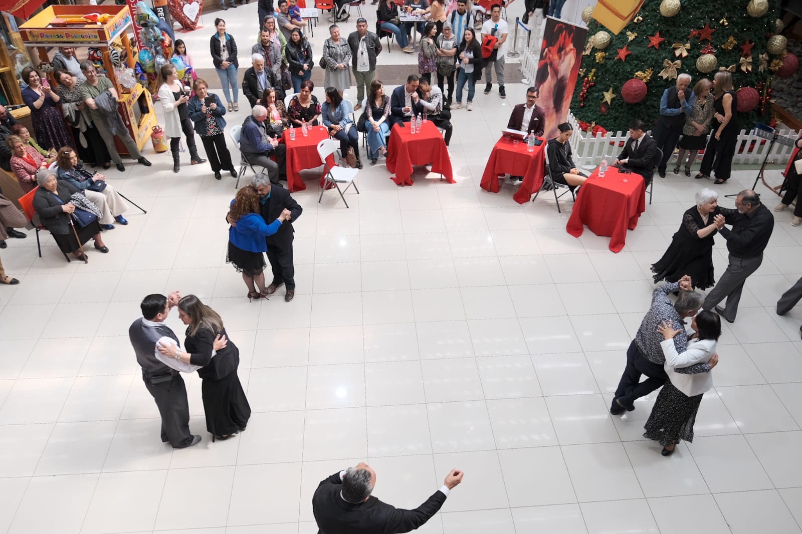 En Magallanes se celebró el Día Internacional del Tango