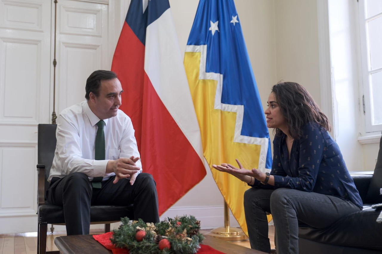 Diputada Morales se reunió con delegada y gobernador para abordar alza delitos sexuales contra niños, niñas y adolescentes