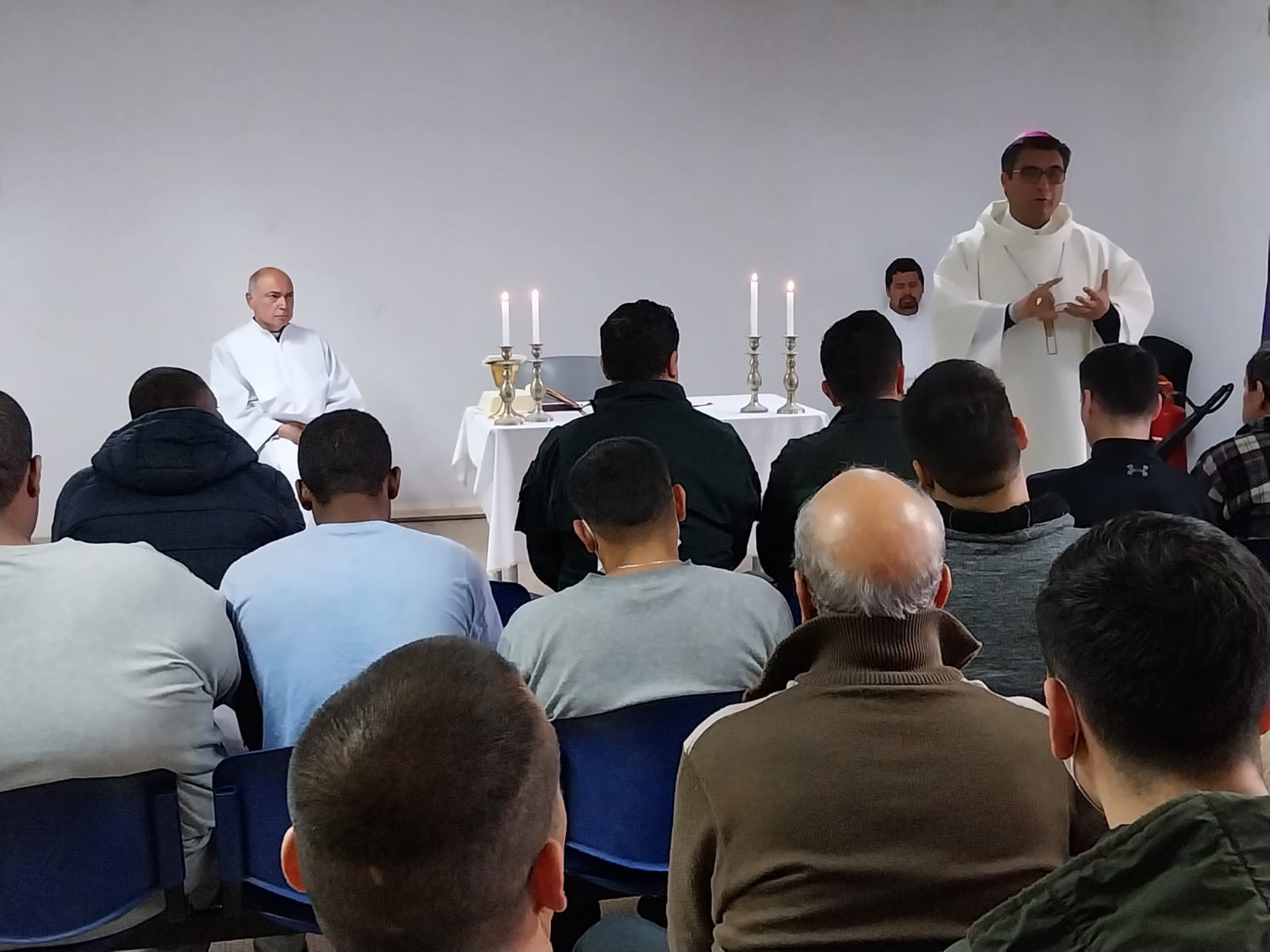 Misa para internos se realizó en el Centro Penitenciario de Punta Arenas