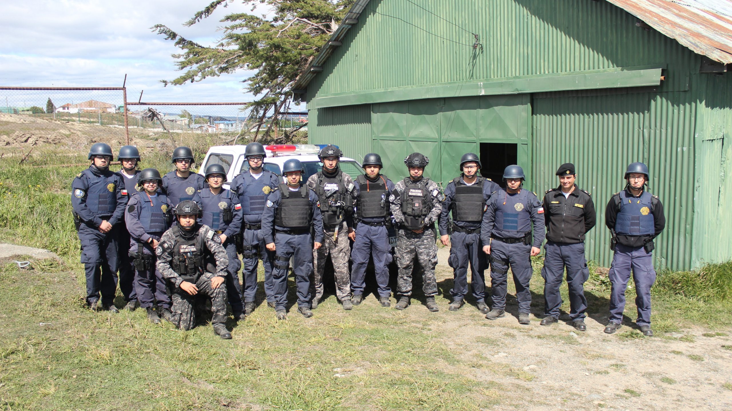 Grupo de Respuesta Inmediata (GRI) de Directemar, realizó entrenamiento a dotaciones de las Capitanías de Puerto de Punta Arenas, Tierra del Fuego y Puerto Natales
