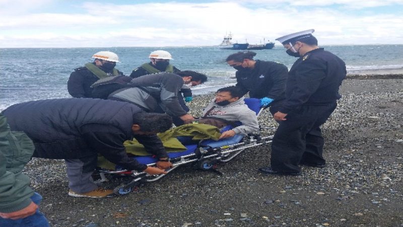 Capitanía de Puerto de Punta Delgada apoyó evacuación médica de tripulante en Primera Angostura del Estrecho de Magallanes
