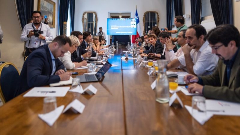 Ministra del Interior Carolina Toha preside segunda mesa ampliada del compromiso transversal por la seguridad