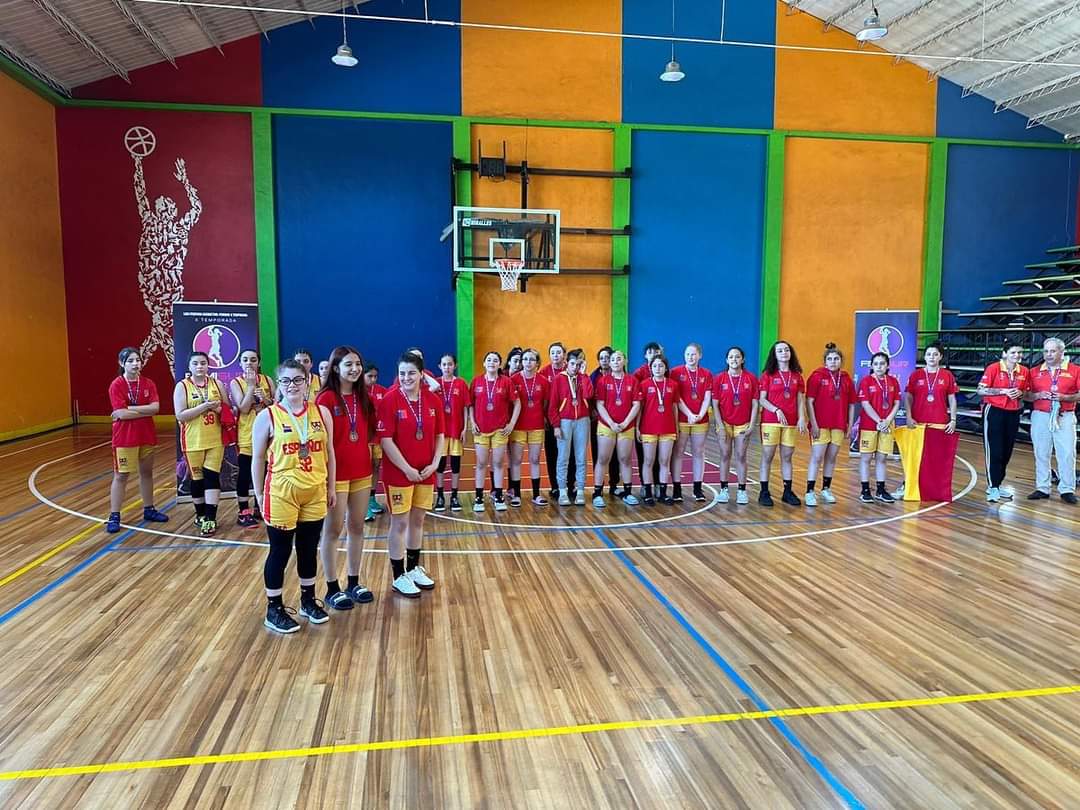 Español de Punta Arenas sube al Podio en la Liga Nacional FEMISUR