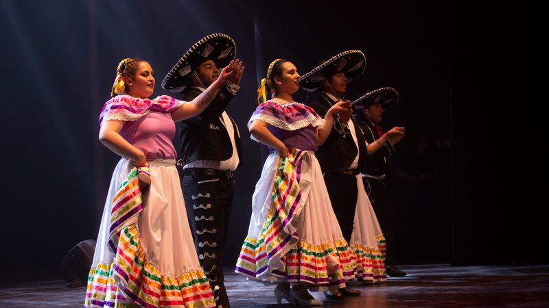 Gran Gala mexicana se vivió en el Centro Cultural Claudio Paredes Chamorro.