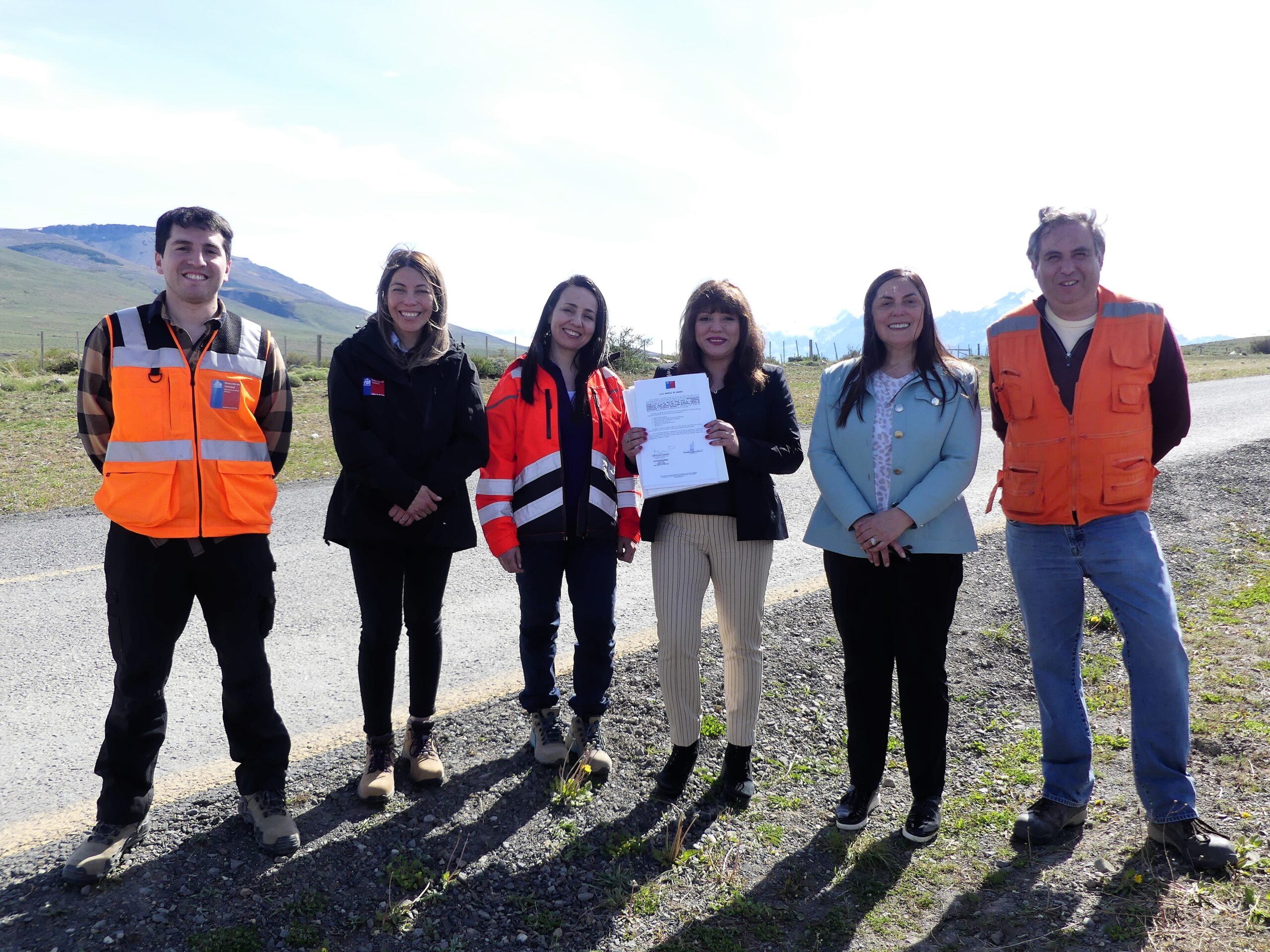 Inician tercera etapa de pavimentación en Torres del Paine y reparación de sector Tres Pasos
