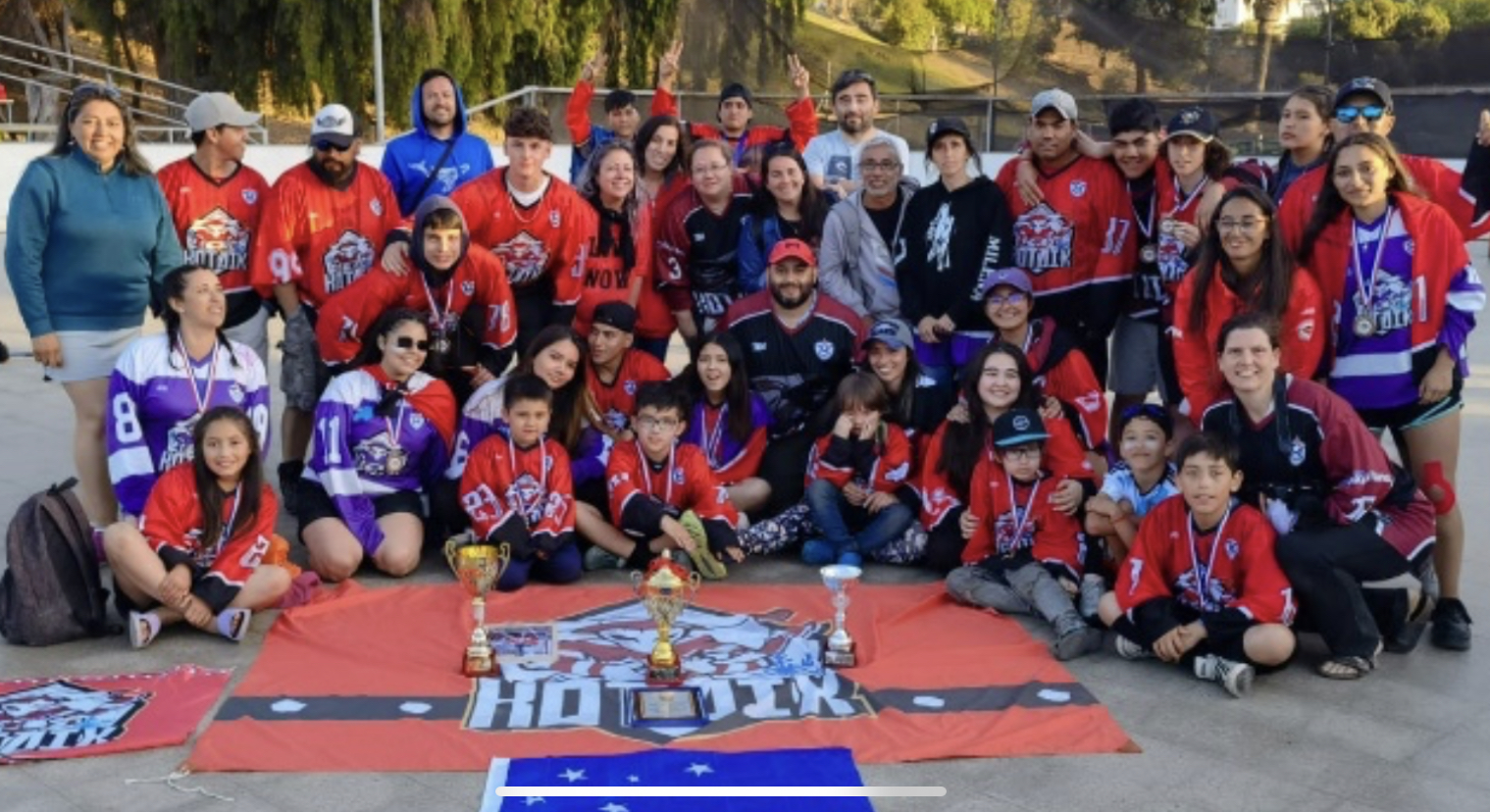 Club de hockey Kotaix sube al podio de ganadores en torneo nacional de copa “SERENA FUEGO 2023”