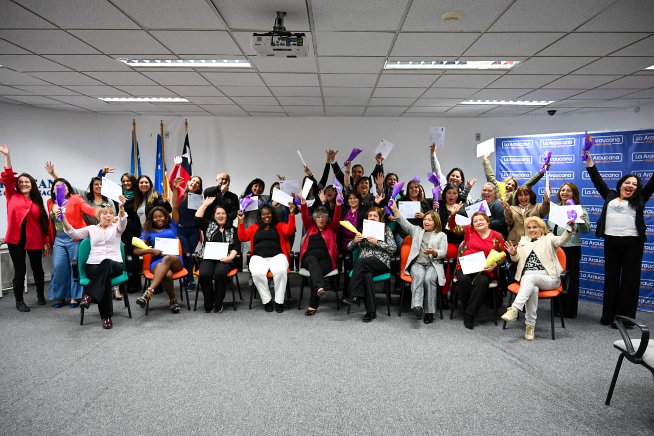 Magallanes lidera nueva política de cuidados a enfermos y adultos mayores | Con el apoyo de ENAP se dictaron dos cursos de capacitación a mujeres cuidadoras