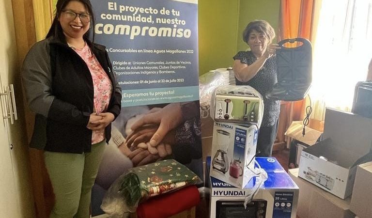 Gracias a fondo de Aguas Magallanes, organización social cuenta con nuevos enseres de cocina