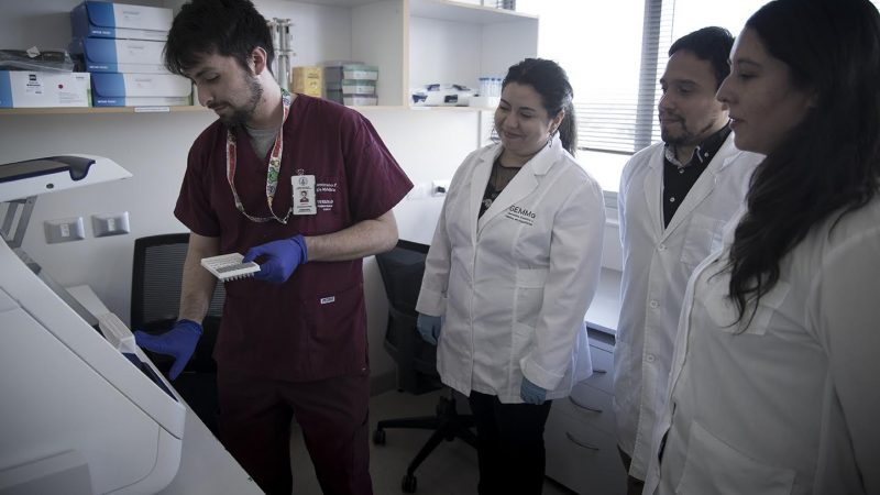 Equipo del CADI-UMAG se capacitó para operar el primer secuenciador de ADN para detección de enfermedades genéticas en Magallanes 