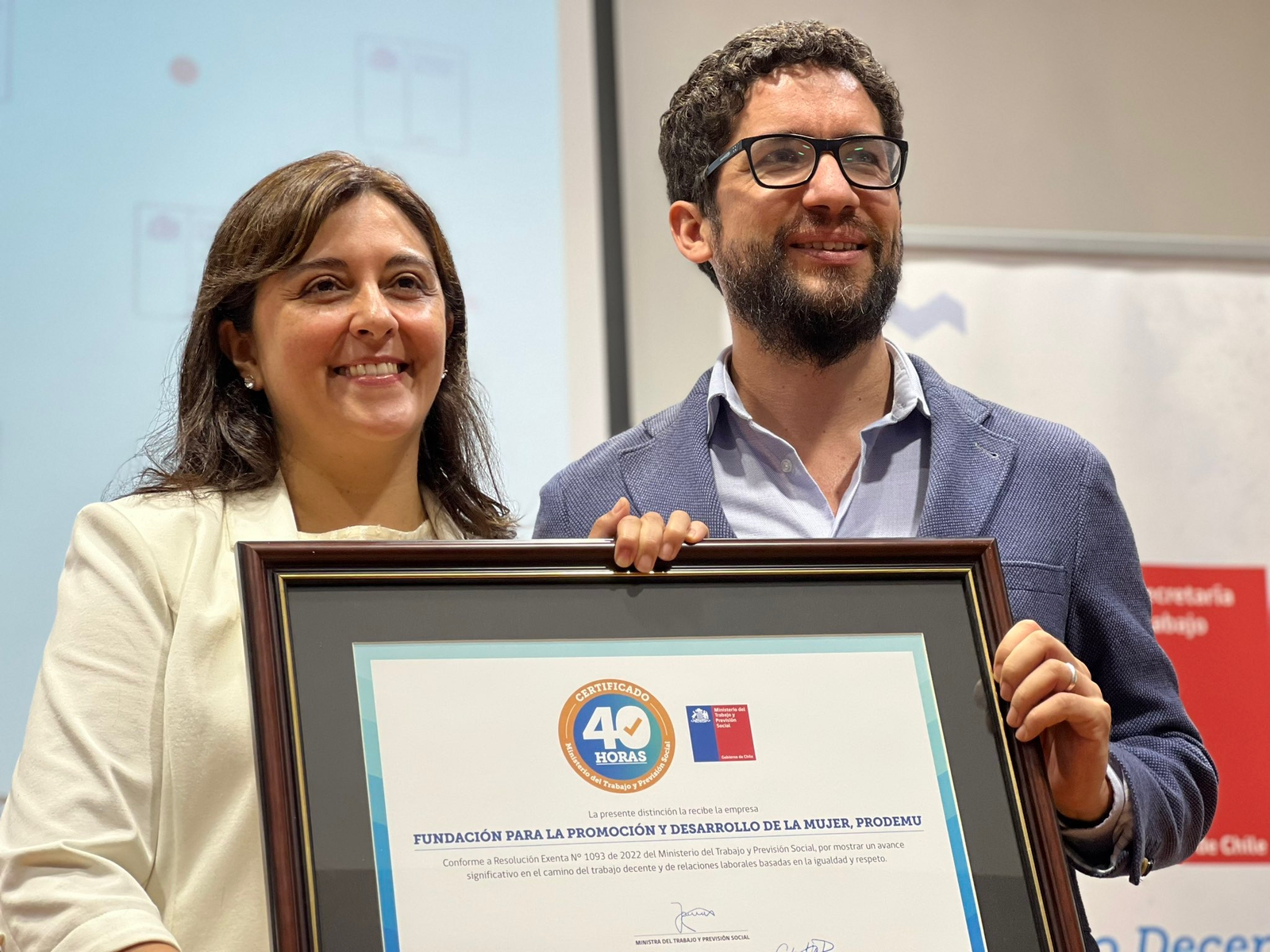 Subsecretaría de Trabajo entrega sello de 40 horas a Fundación PRODEMU