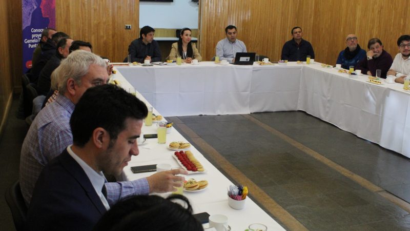 CChC Punta Arenas se reúne con SEREMI de Obras Públicas Dahián Oyarzún y dos Directores regionales