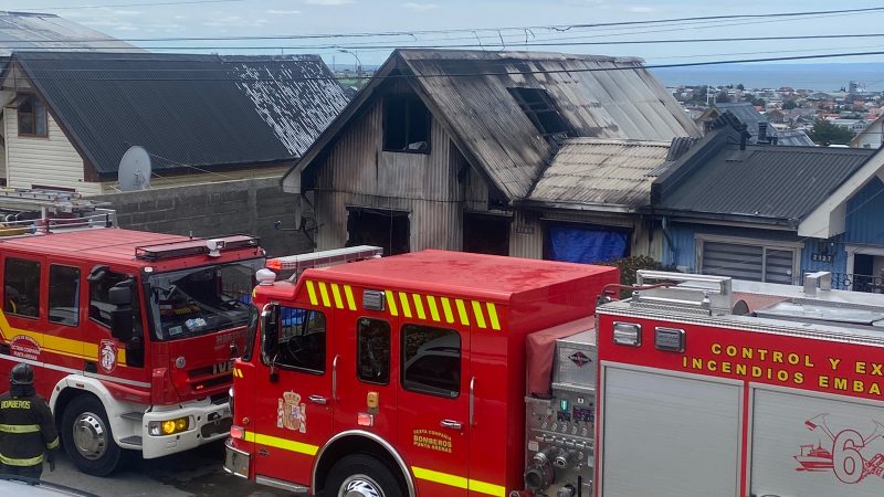 Tragedia en población Cumbres Patagónicas: una madre, sus dos hijos y su nieto mueren en incendio