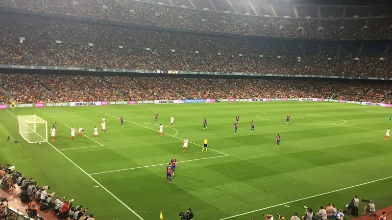 SERNAC ofició a clubes de fútbol y ANFP para exigir cumplimiento de la Ley del Consumidor