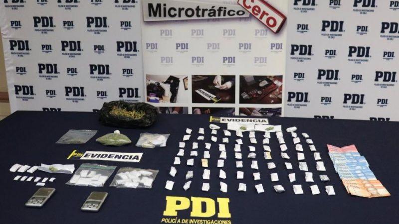 PDI Punta Arenas detuvo a dos pasajeros de bus por microtráfico de drogas