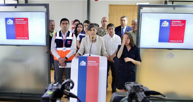 Ministra de Salud Ximena Aguilera confirma el funcionamiento de la red asistencial en las zonas afectadas por incendios forestales