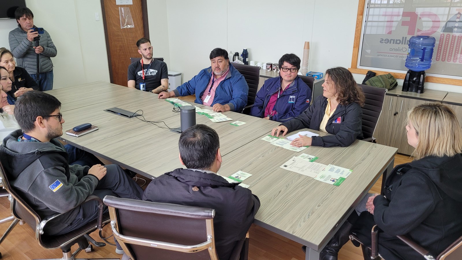 SEREMI de Salud y autoridades provinciales y comunales de Porvenir lanzan en Tierra del Fuego línea de prevención de suicidio *4141
