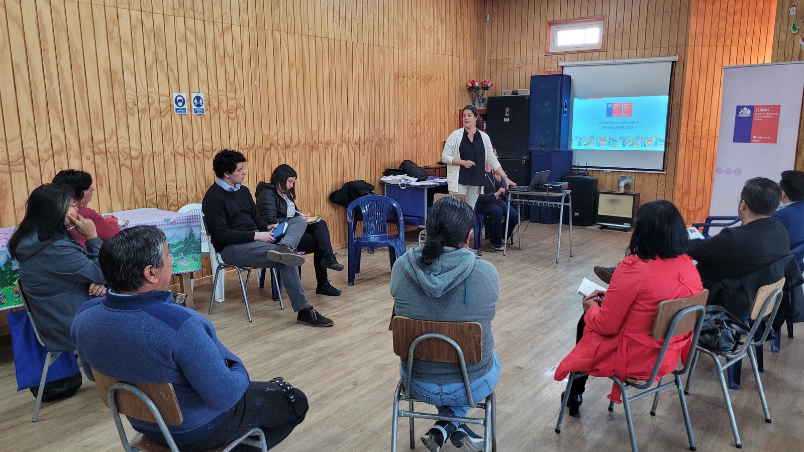 Jornada informativa y Vocería En Terreno de la SEREMI de Salud Magallanes y SEREMI de Gobierno | Población Archipiélago de Chiloé de Punta Arenas