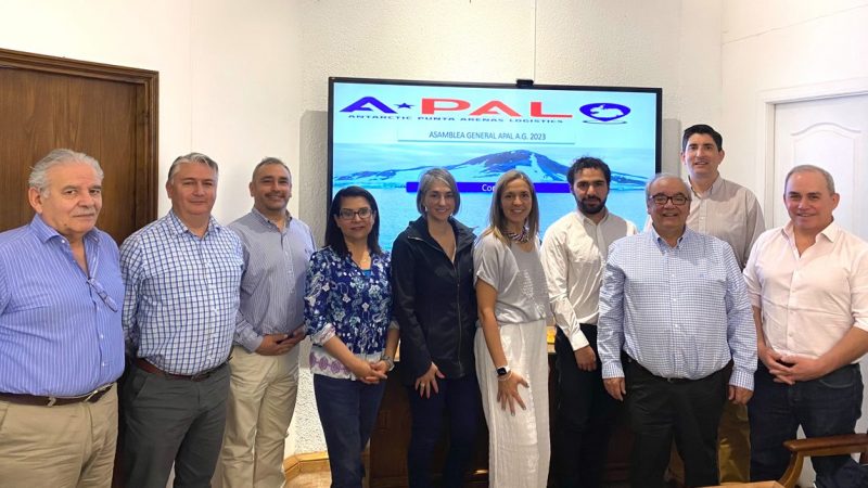 Empresas que realizan actividades productivas y logísticas en la Antártica crearon asociación gremial | “Contribuimos a fortalecer el posicionamiento antártico de Chile”