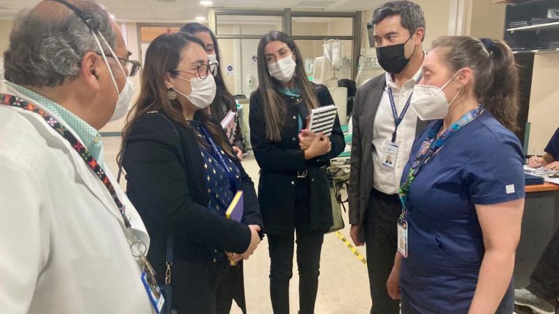 Nueva Directora del Servicio de Salud Magallanes visitó hoy el Hospital Clínico para conocer situación del establecimiento