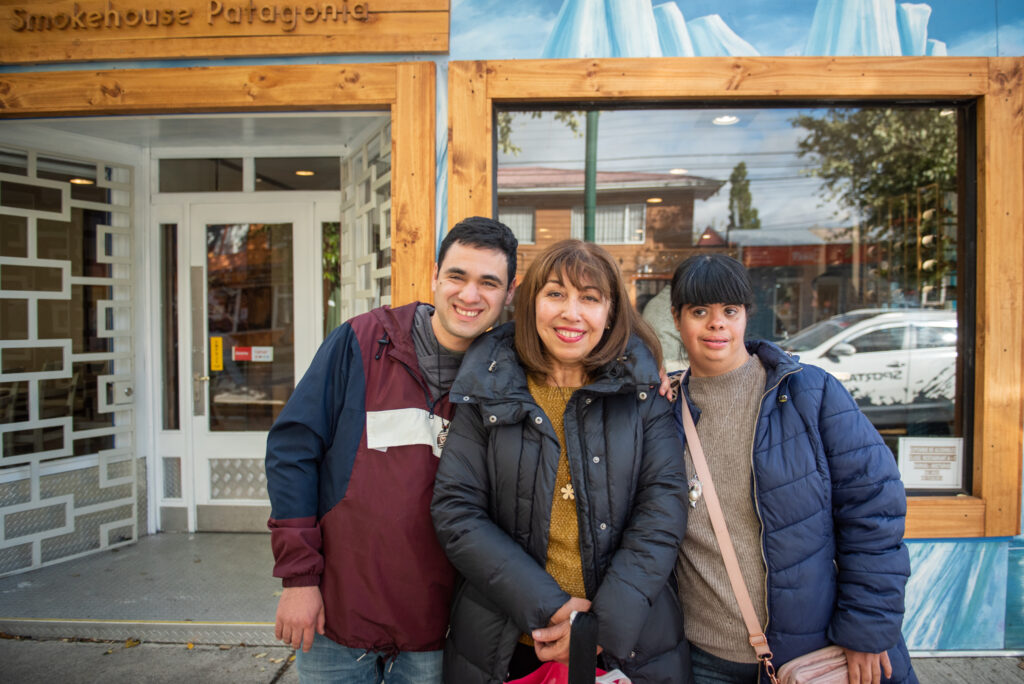 Personas en situación de discapacidad y sus cuidadoras fueron favorecidas con programa de Turismo Social de la Municipalidad de Puerto Natales