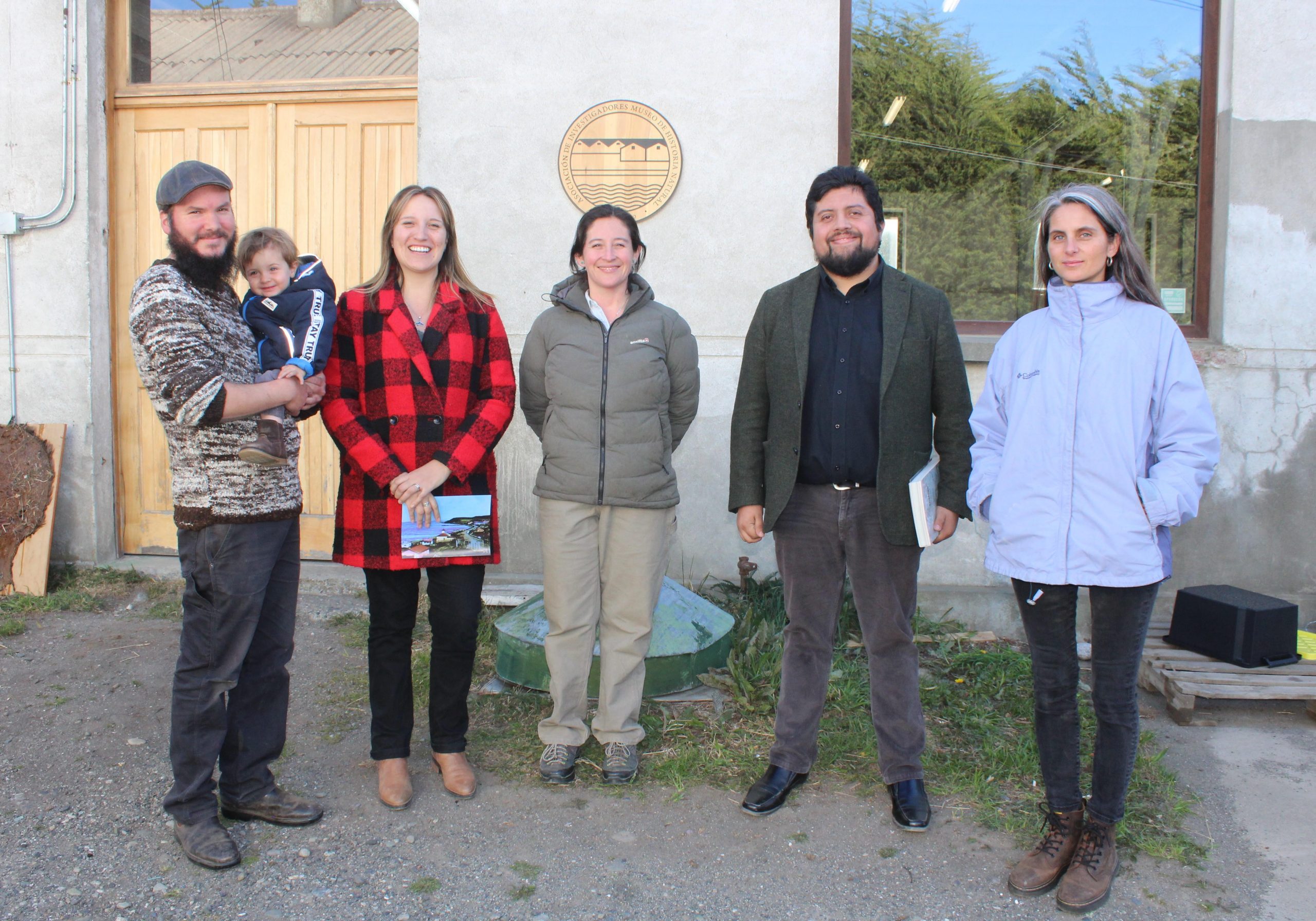 SEREMIS de Educación y Medio Ambiente visitaron Museo de Historia Natural de Río Seco para planificar trabajo conjunto con comunidades educativas de Magallanes