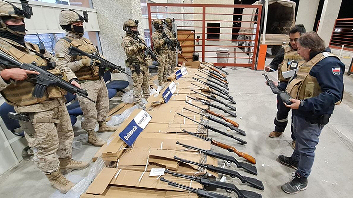 Crimen organizado | Incautan 136 rifles procedentes de Bolivia en zona fronteriza de Colchane