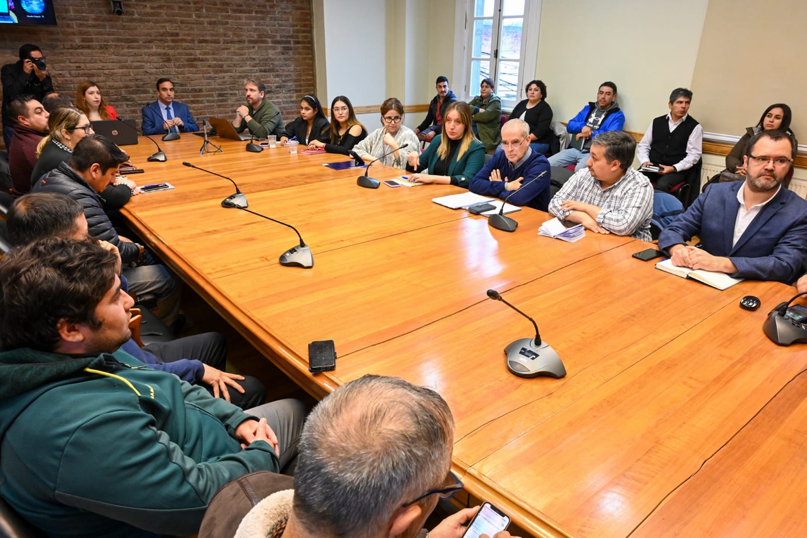 Gobernador Flies por situación de Nova Austral: “Nadie está esperando que se cierre la empresa”