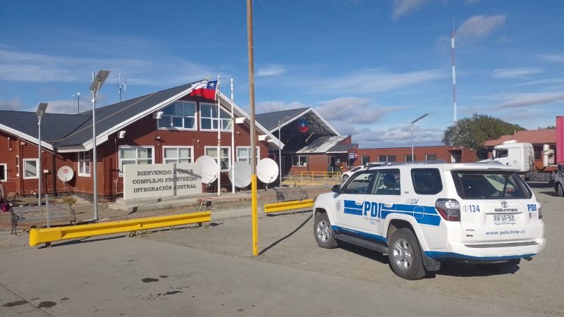 PDI Punta Arenas materializa la expulsión de una ciudadana argentina
