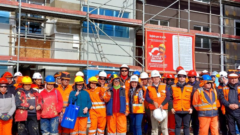 Mujeres trabajadoras destacaron en el Día del Trabajador de la Construcción en Punta Arenas | Mujeres a la obra